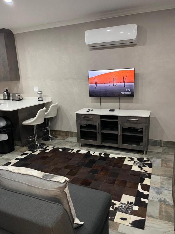 Upper Room Guesthouse Kirkwood Zewnętrze zdjęcie
